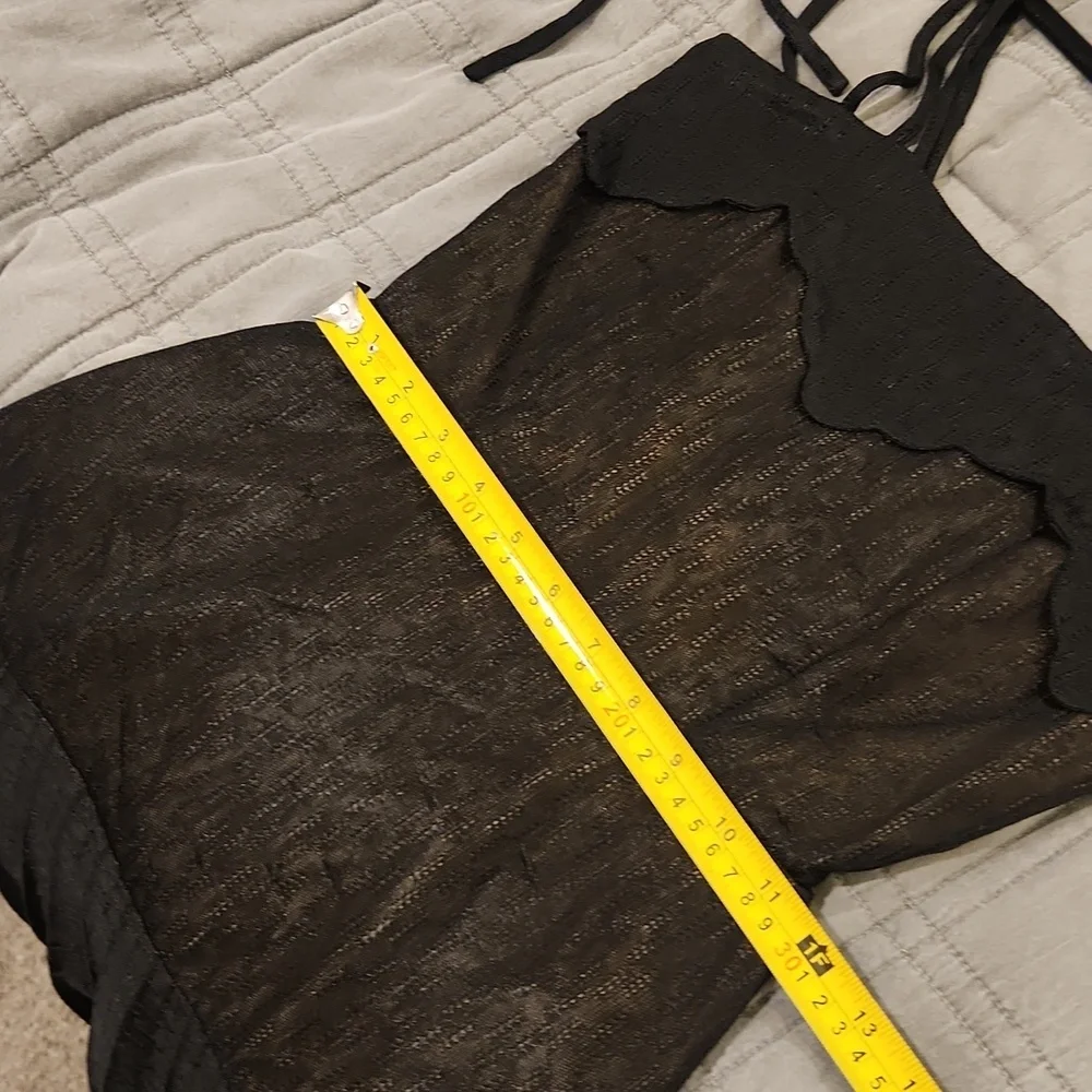 Chic Vintage McCarthy United Kingdom Black Midi Dress with Strappy Design - Picture 9 of 12